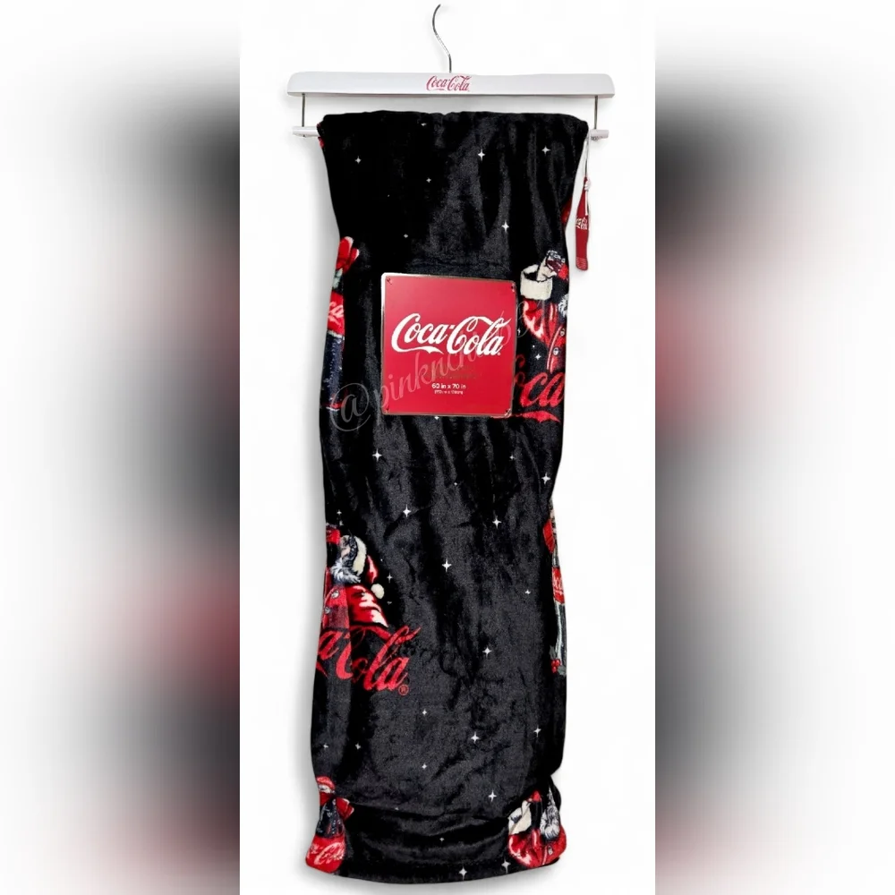 Viral Coca-Cola Santa Drinking Coke Bottle With Bow Plush Throw Blanket